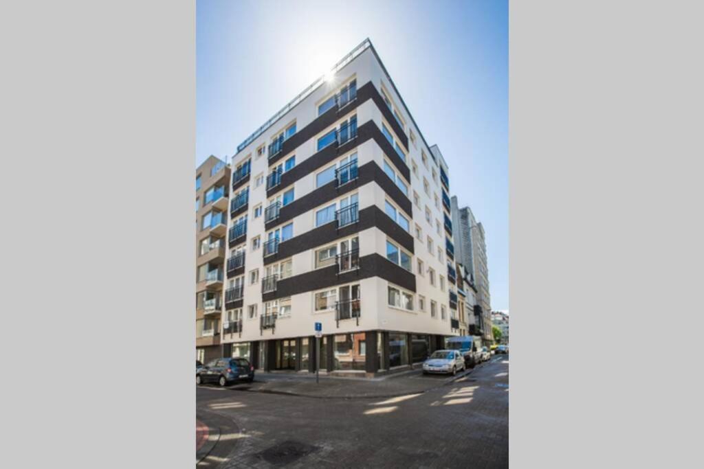 Luxury 3 Bedroom Apartment On The Top Floor With Panoramic View Остенде Екстер'єр фото