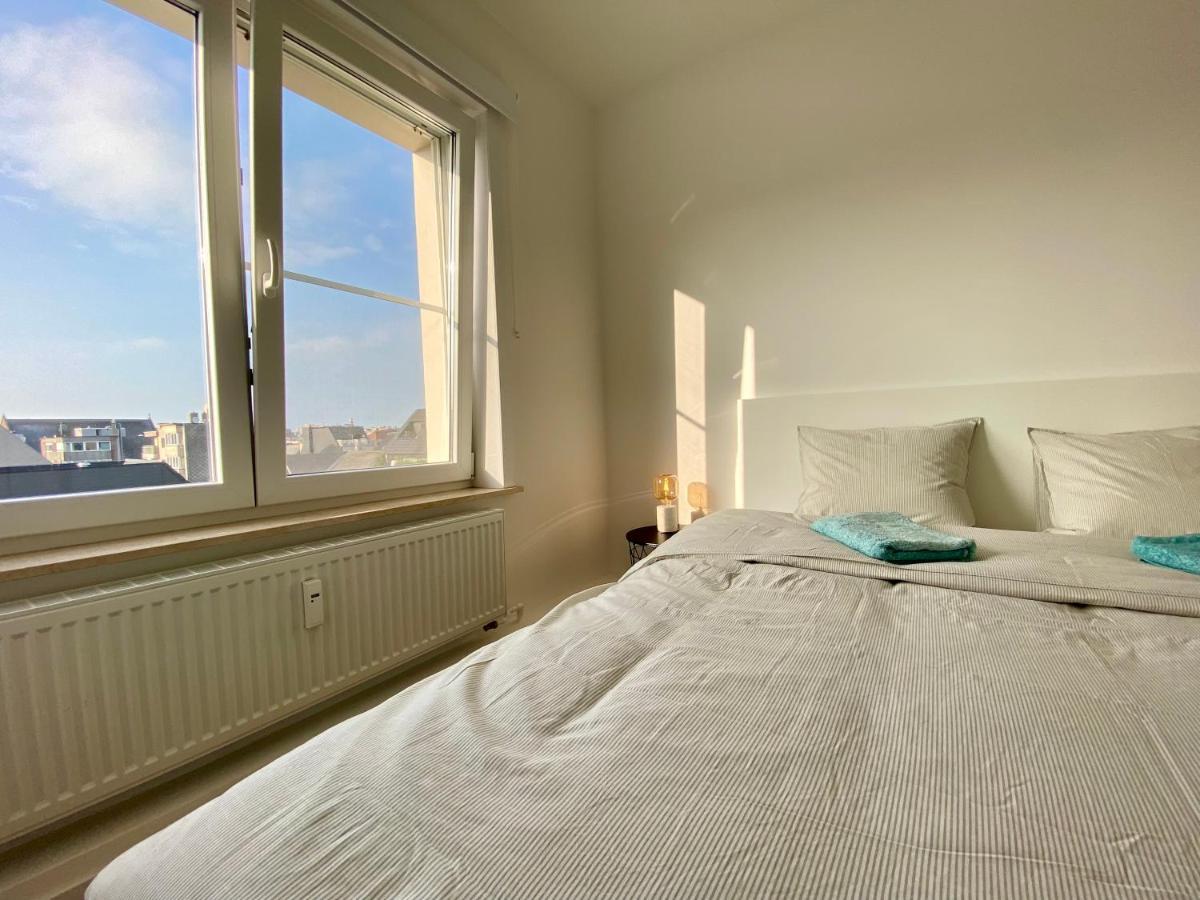 Luxury 3 Bedroom Apartment On The Top Floor With Panoramic View Остенде Екстер'єр фото