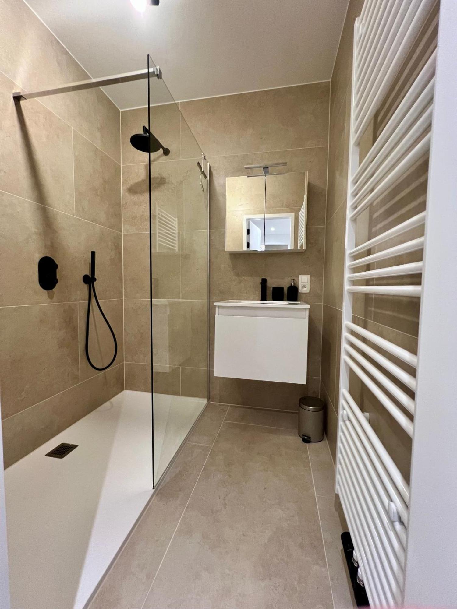 Luxury 3 Bedroom Apartment On The Top Floor With Panoramic View Остенде Екстер'єр фото